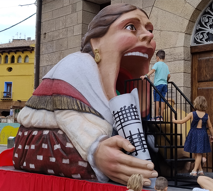 Tragachicos la dolores fiestas calatayud