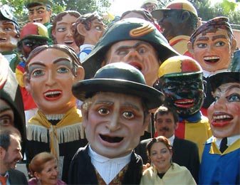 cabezudos grandes, pequeños y cadetes